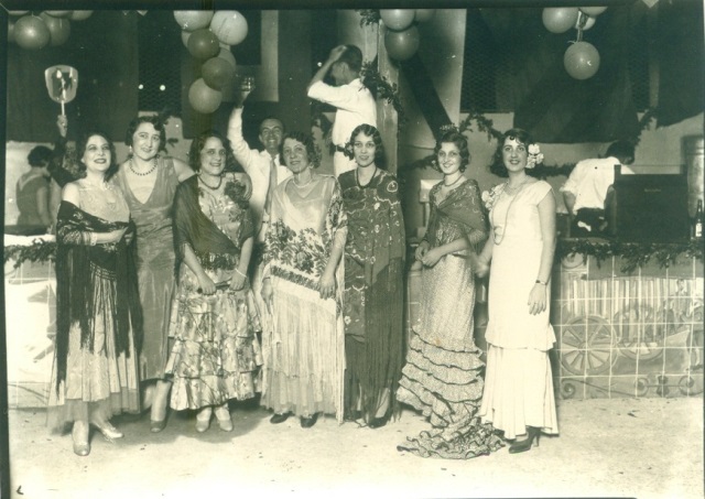 Foto de Carnaval habanero, ca. 1930. Foto Funcasta, Fondos BNCJM